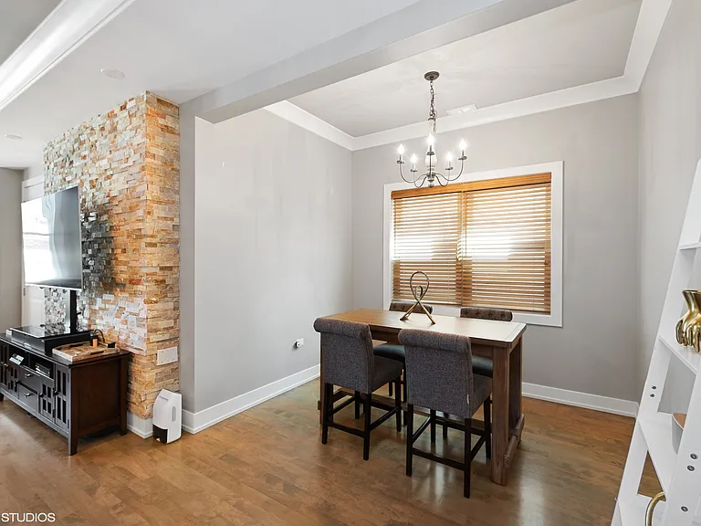 441 E Oakwood Blvd #2 — Photo 7