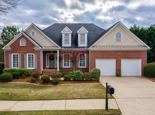 8445 Avalon Ct, Cumming, GA 30041