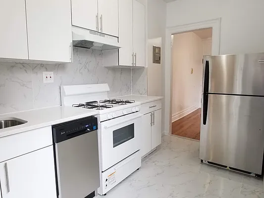 Rented by Compass | media 16