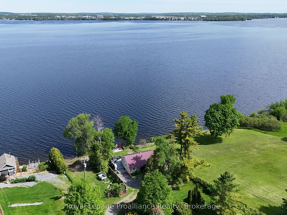 1st image of 20 Bonters Ln