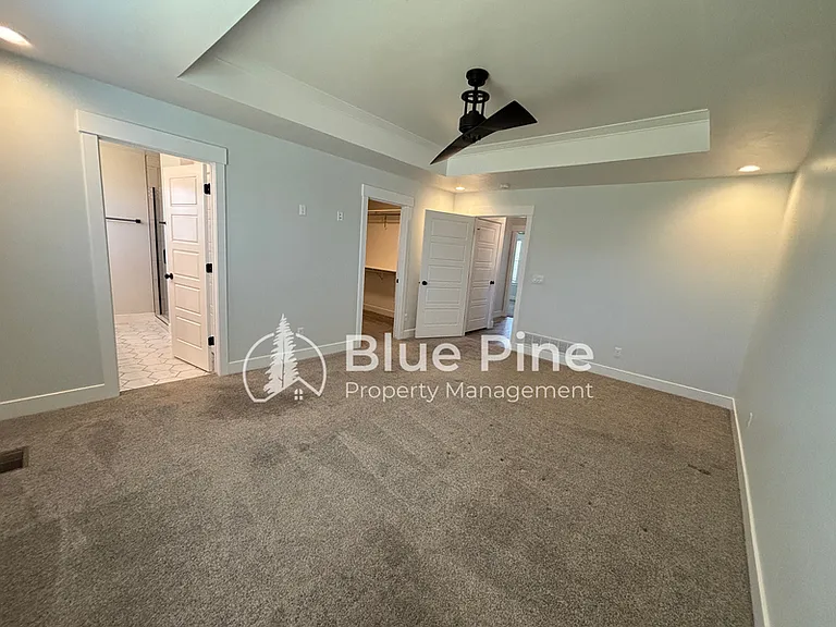 6389 Maggie Dr — Photo 39