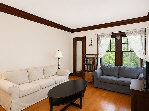 2nd image of 35 W Maple Ave