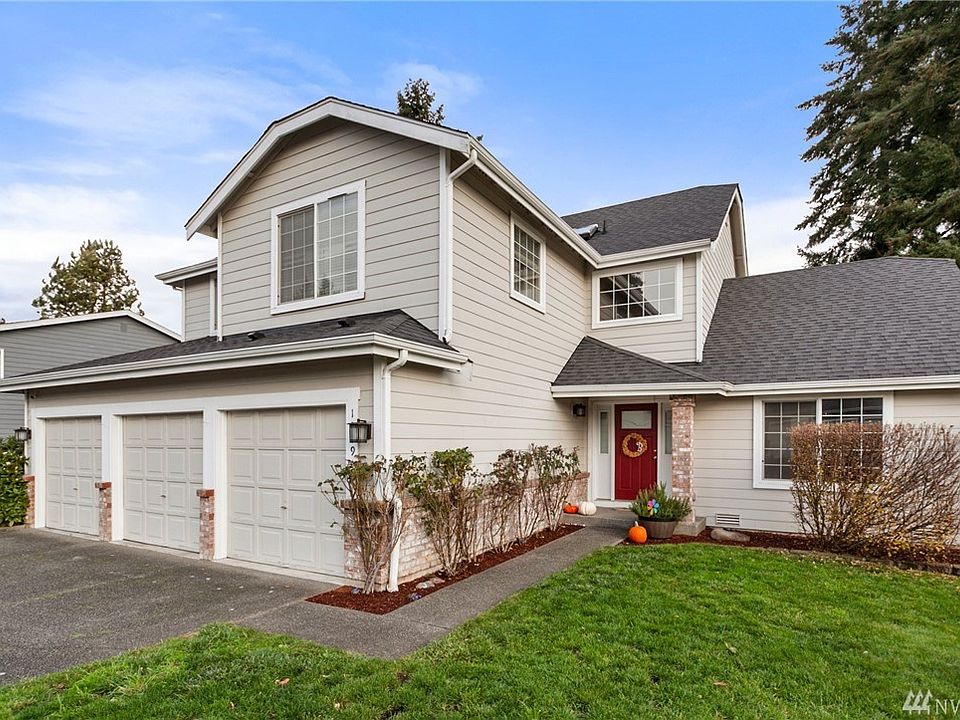 2nd image of 1309 57th Dr SE