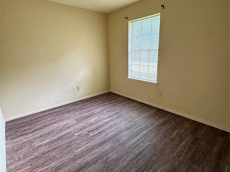 10014 Sand Pass Ln — Photo 15