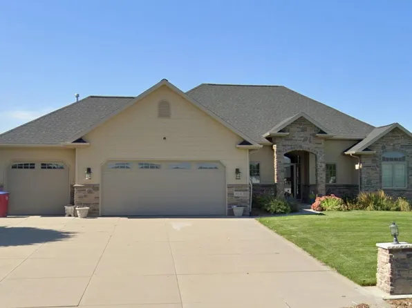 9314 S Coyote Lane, North Platte, NE 69101