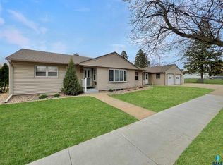 1516 S West Ave, Sioux Falls, SD 57105