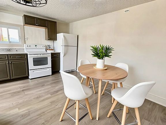 3rd image of 1164 E King St APT 3