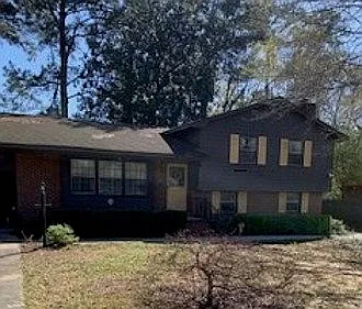 1408 Cambridge Rd photo 1