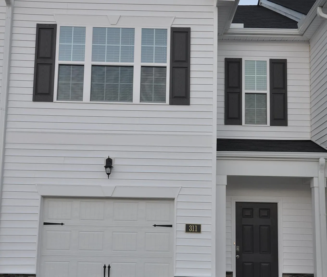 3 bed, 2.5 bath, 1416 sqft, $1,599 — Photo 2