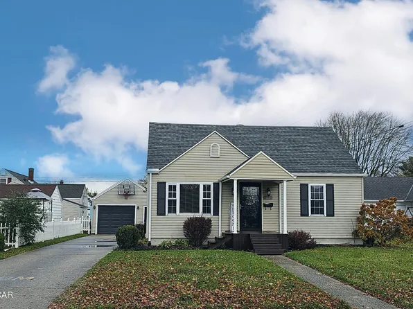 1110 W Spring St, Saint Marys, OH 45885