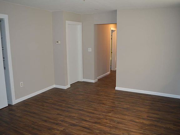 2nd image of 1327 Holman Ave