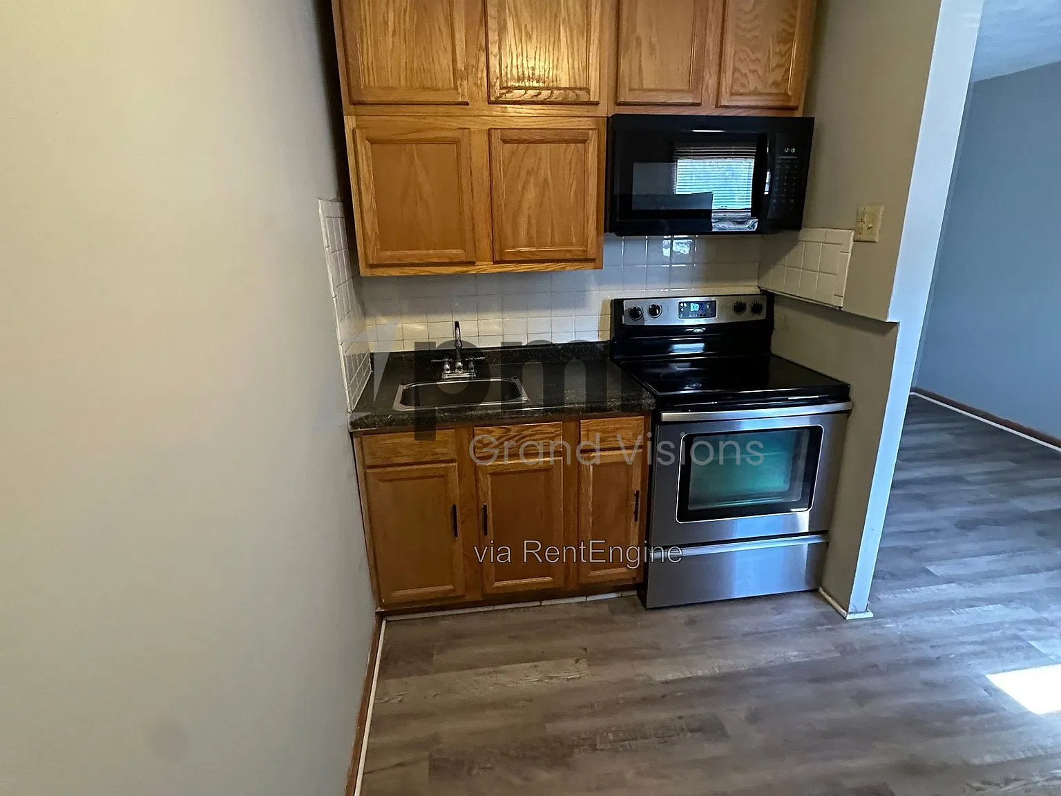 2 bed, 1.0 bath, 650 sqft, $903 — Photo 4