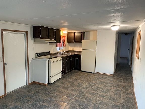 2nd image of 5201 Azle Ave Trlr 4