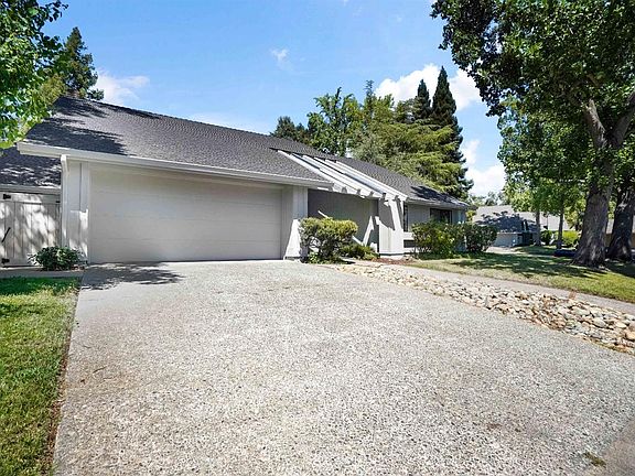 2nd image of 5309 Terrace Oak Cir