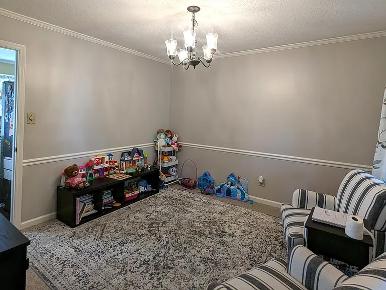 98 New Castle Rd — Photo 10