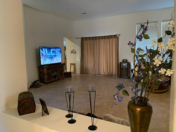 3rd image of 1036 N Dry Rock Pl