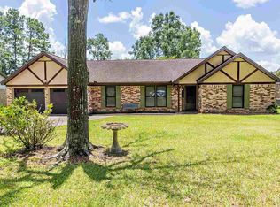 111 Inwood St, Silsbee, TX 77656