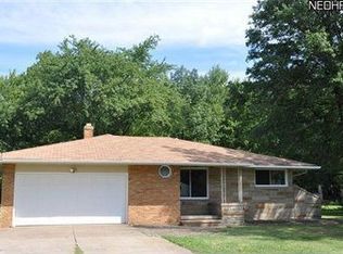 29320 Schwartz Rd, Westlake, OH 44145