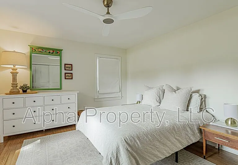 804 N Weston St — Photo 30