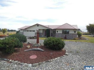 1270 Thornton Dr, Sequim, WA 98382
