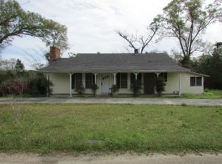 423 Eighth St, Purvis, MS 39475