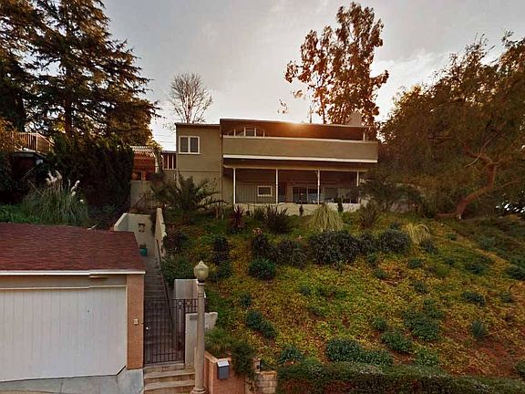 2nd image of 3360 Blair Dr