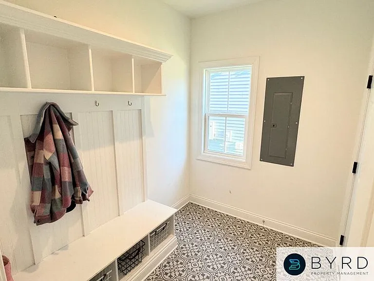 16618 Broadmoor Rd — Photo 11