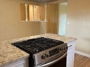 1836 W Pleasant Ave, Tulare, CA 93274