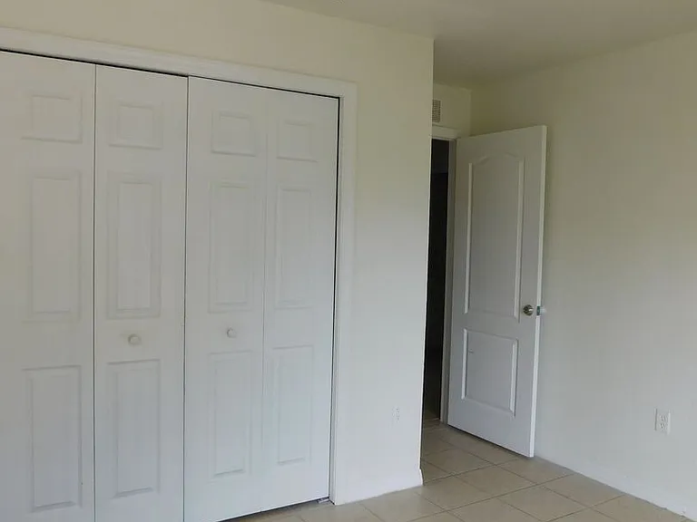 756 Camel Ct — Photo 15