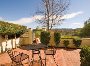 426 Country Club Dr APT B, Simi Valley, CA 93065