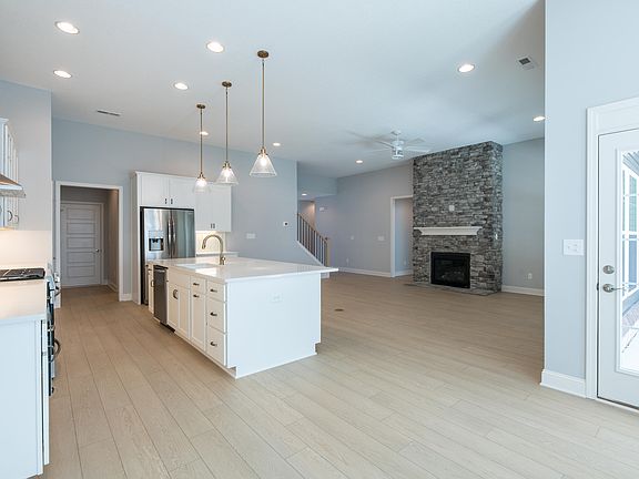 3rd image of 11064 Big Sky Ln