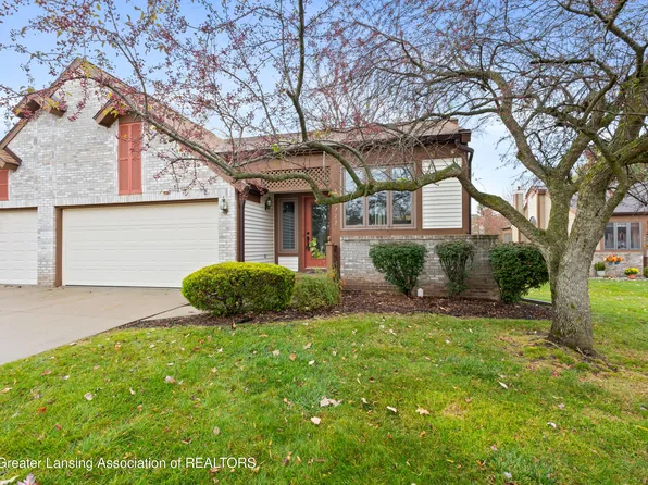 6727 Springtree Ln, Lansing, MI 48917