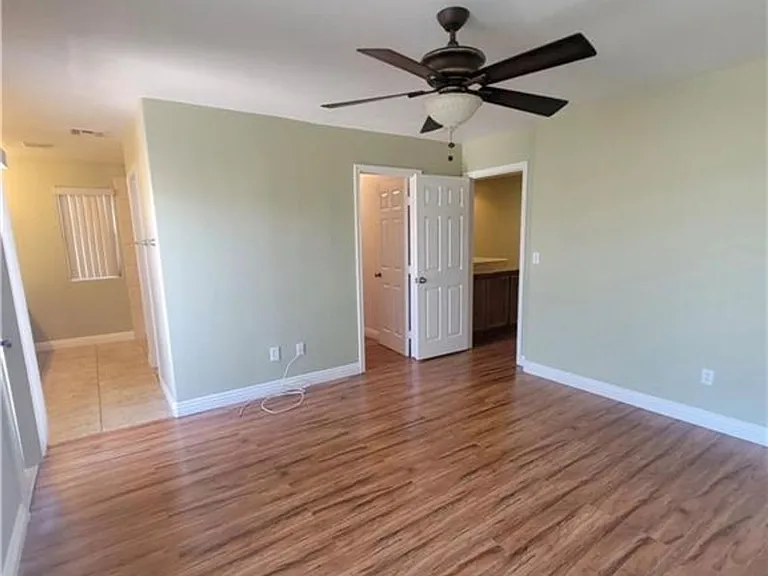 9577 Villa Adastra Ave — Photo 7