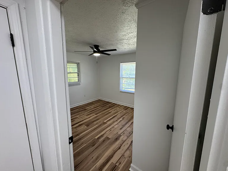 885 Southland Dr — Photo 4