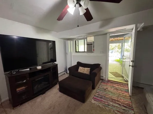 (undisclosed Address), Dix Hills, NY 11746