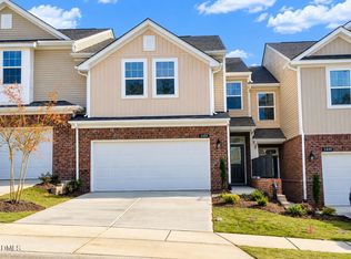 1422 Glenwater Dr, Cary, NC 27519