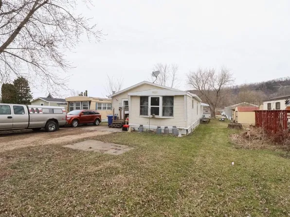 W4300 County Road M #14, La Crosse, WI 54601