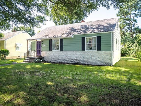 3rd image of 1017 Fourqurean Ln