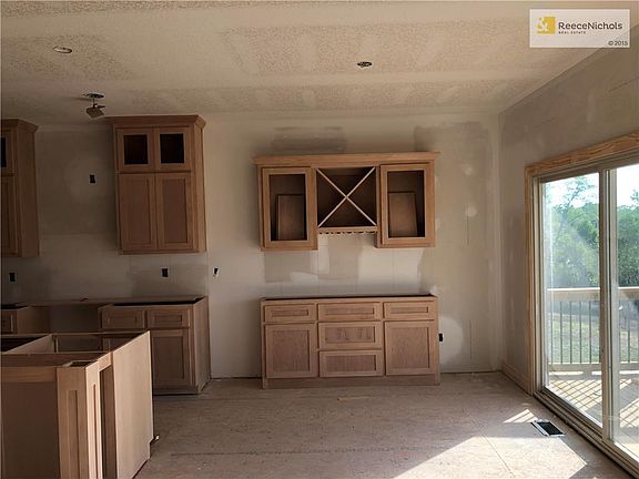4th image of 8716 N Spruce Ct