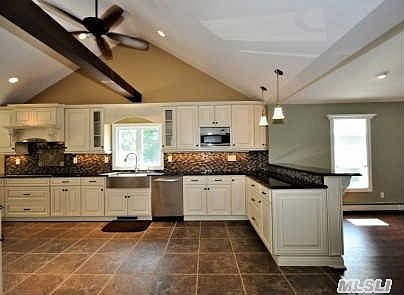 4th image of 362 Twilight Ln
