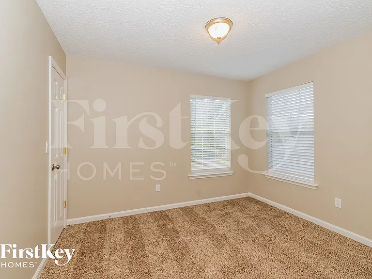 3875 Pebble Brooke Cir — Photo 11