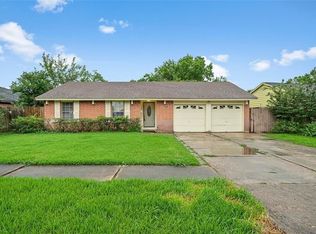 11826 Flushing Meadows Dr, Houston, TX 77089