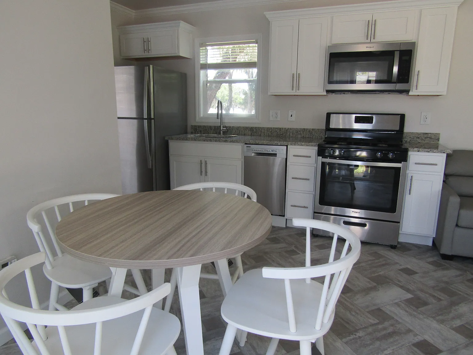 1 bed, 1.0 bath, 481 sqft, $1,400 — Photo 3