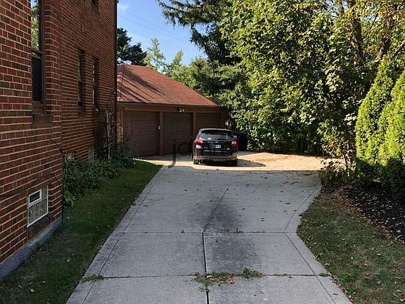 5th image of 17724 Hilliard Rd