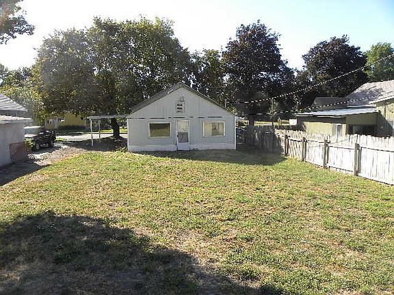 4th image of 503 E Dayton Ave