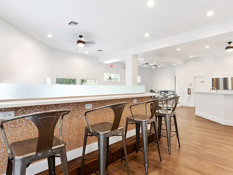 IMT Ahwatukee — Photo 10