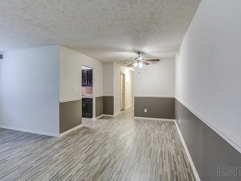 Glenview Apartments — Photo 87
