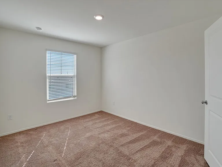 4051 E Braddock Dr — Photo 13
