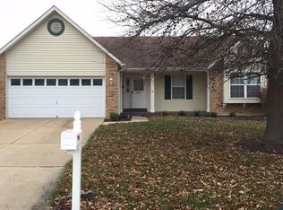 11 Staunton Way, O'Fallon, MO 63368
