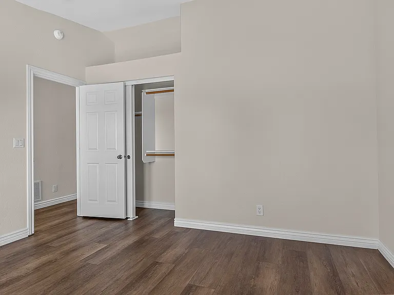 1519 E Payton Way #2 — Photo 9